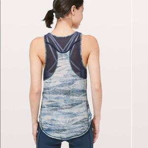 Lululemon Sculpt  tank.